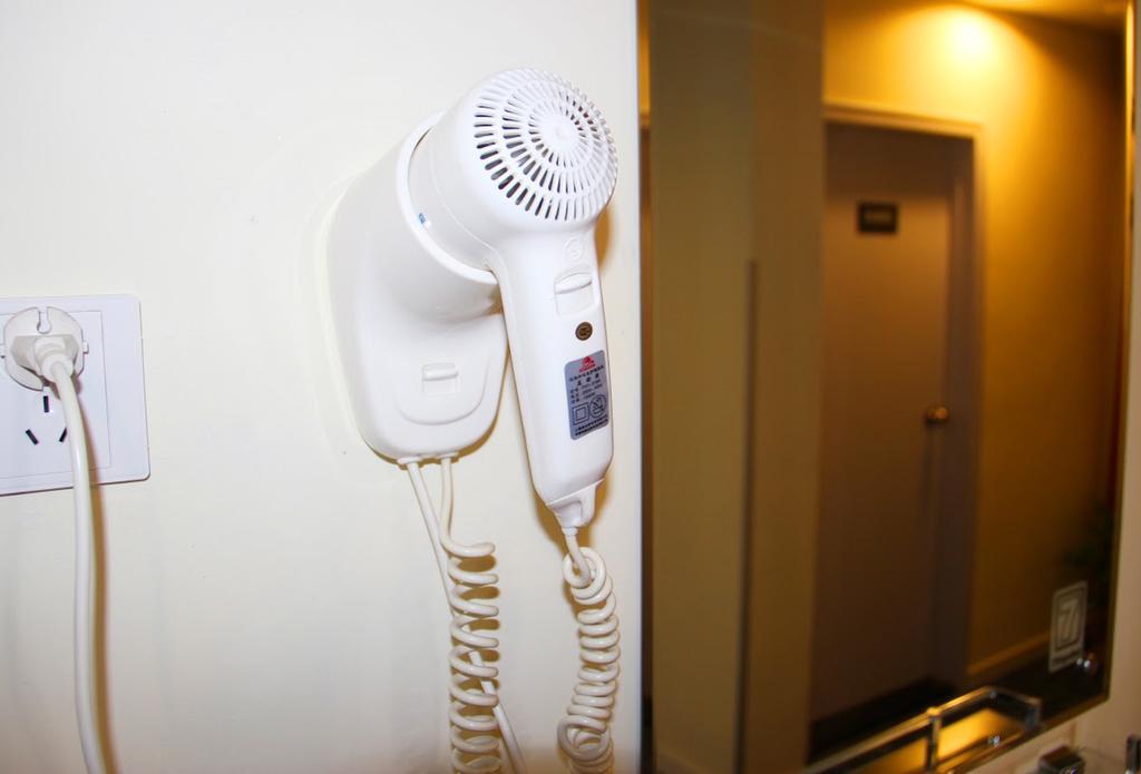7Days Inn Guangzhou Baiyun International Airport Renhezhen エクステリア 写真