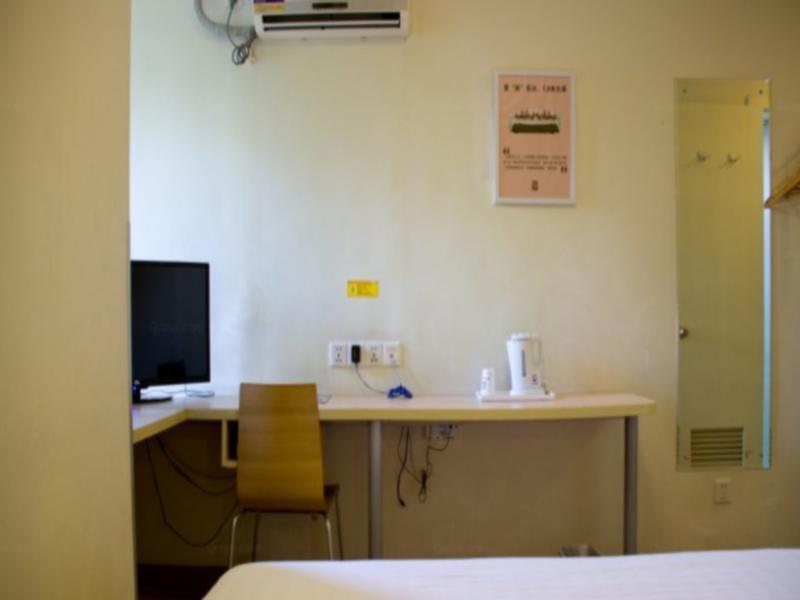 7Days Inn Guangzhou Baiyun International Airport Renhezhen エクステリア 写真